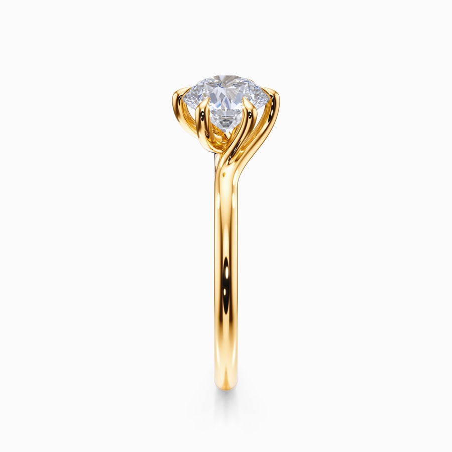 Royal Twist Solitaire Ring in Yellow Gold