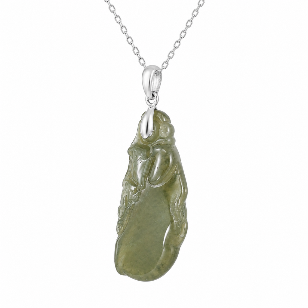 Green Jade Pendant Necklace