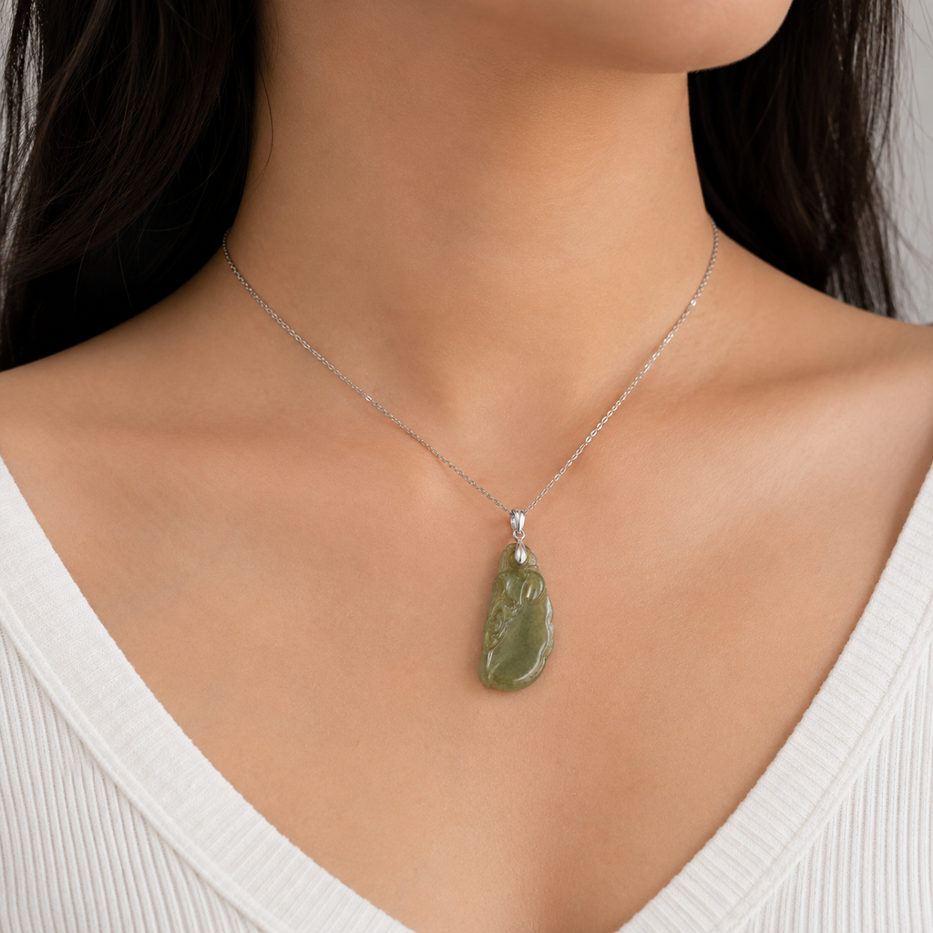 Green Jade Pendant Necklace