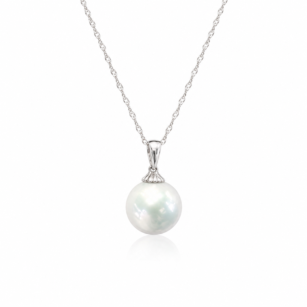 Freshwater Pearl Pendant Necklace
