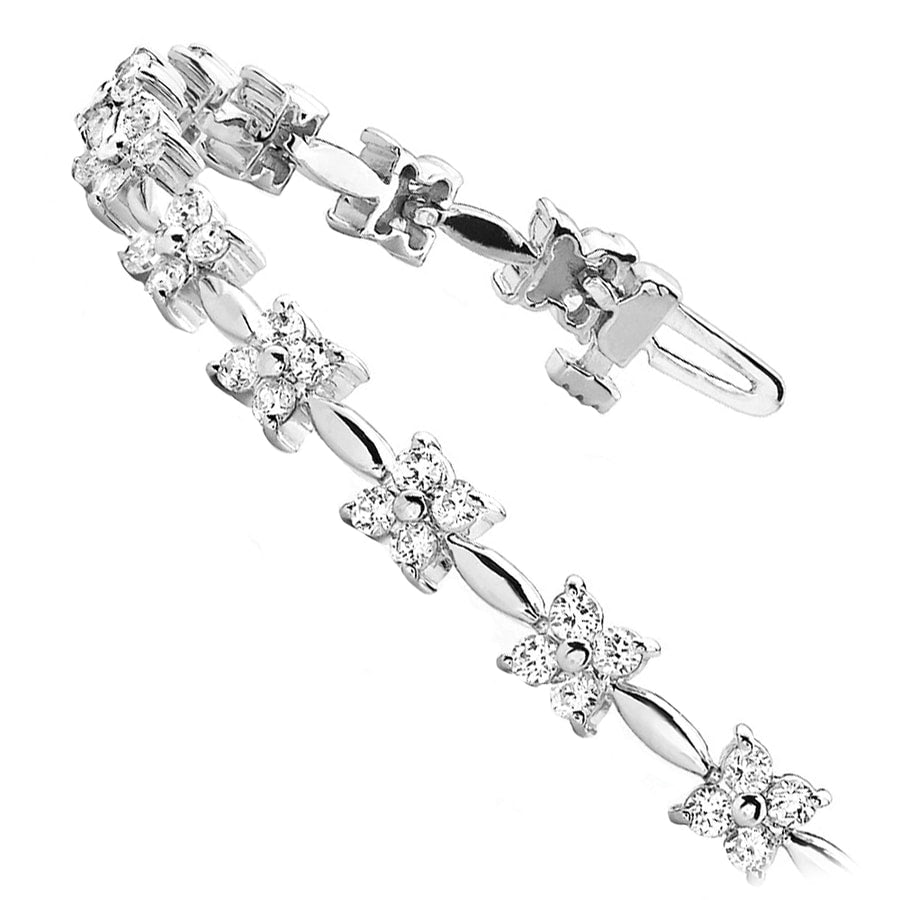Four Petal Diamond Bracelet in White Gold (2 ctw)