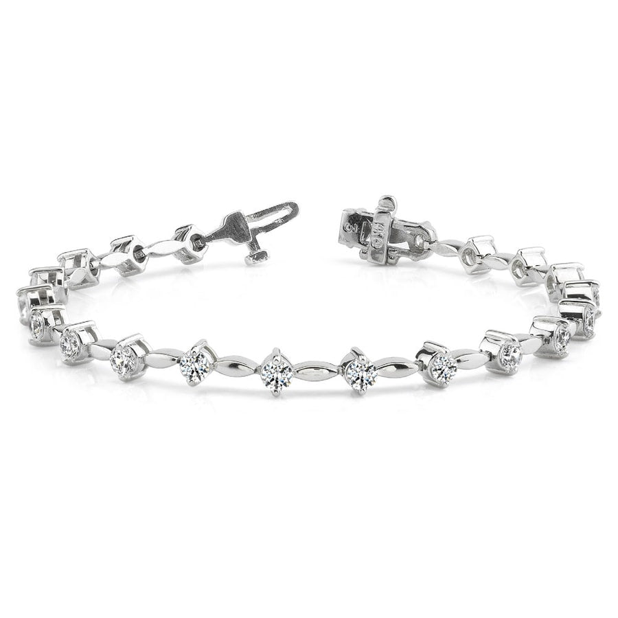 Teardrop Diamond Link Bracelet In White Gold